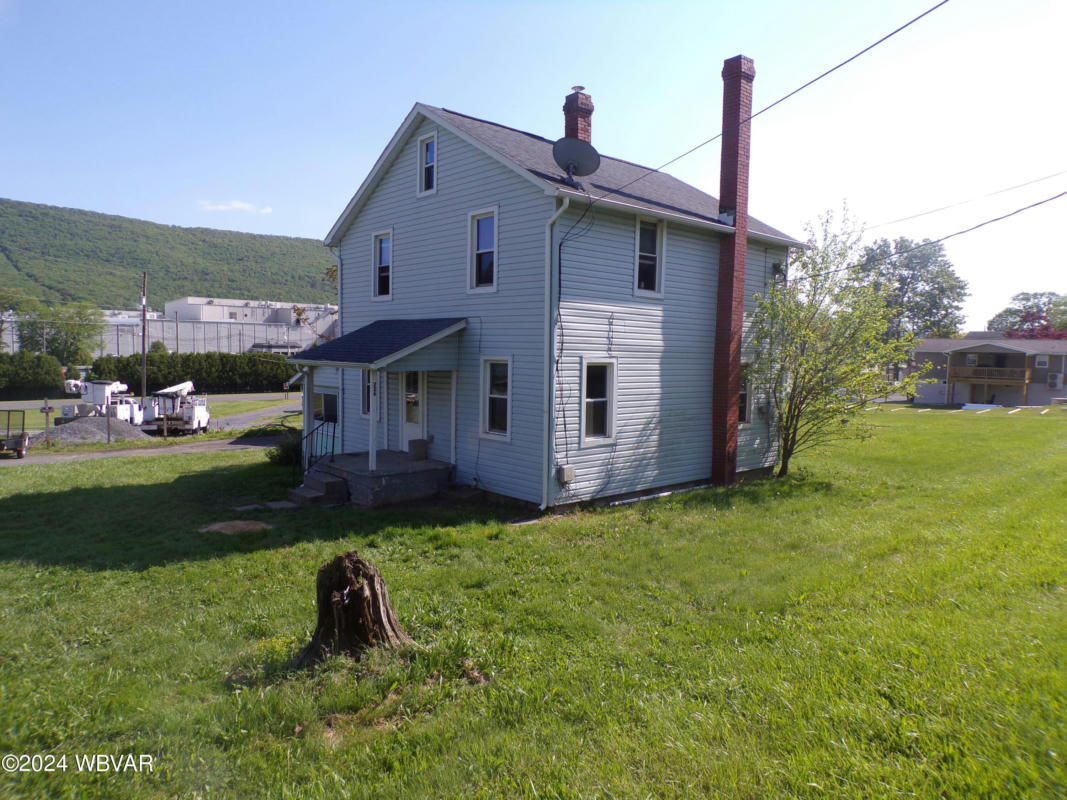 226 GREEN ST, LOCK HAVEN, PA 17745, photo 1 of 20